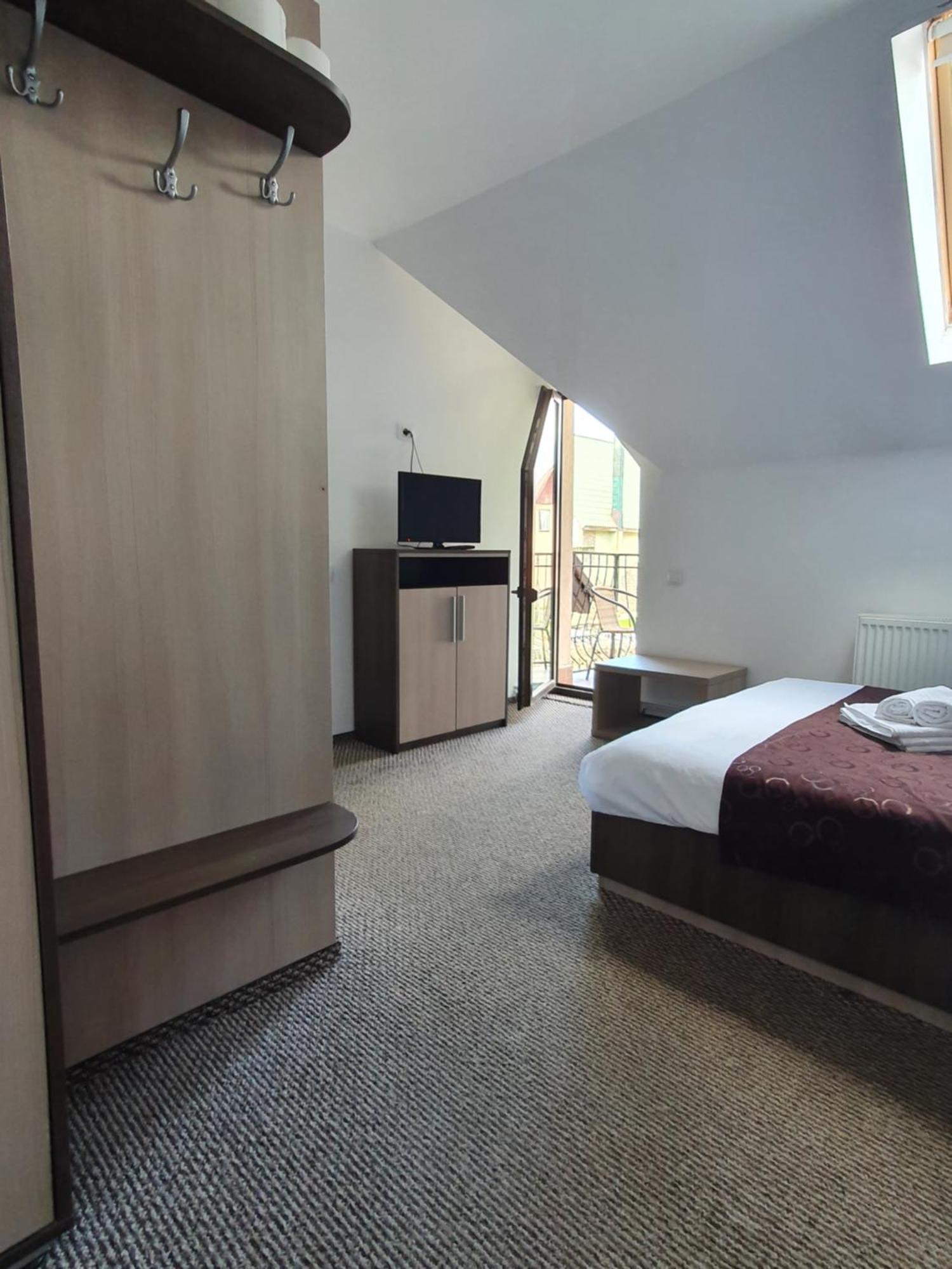 Ozon Guest house 3*