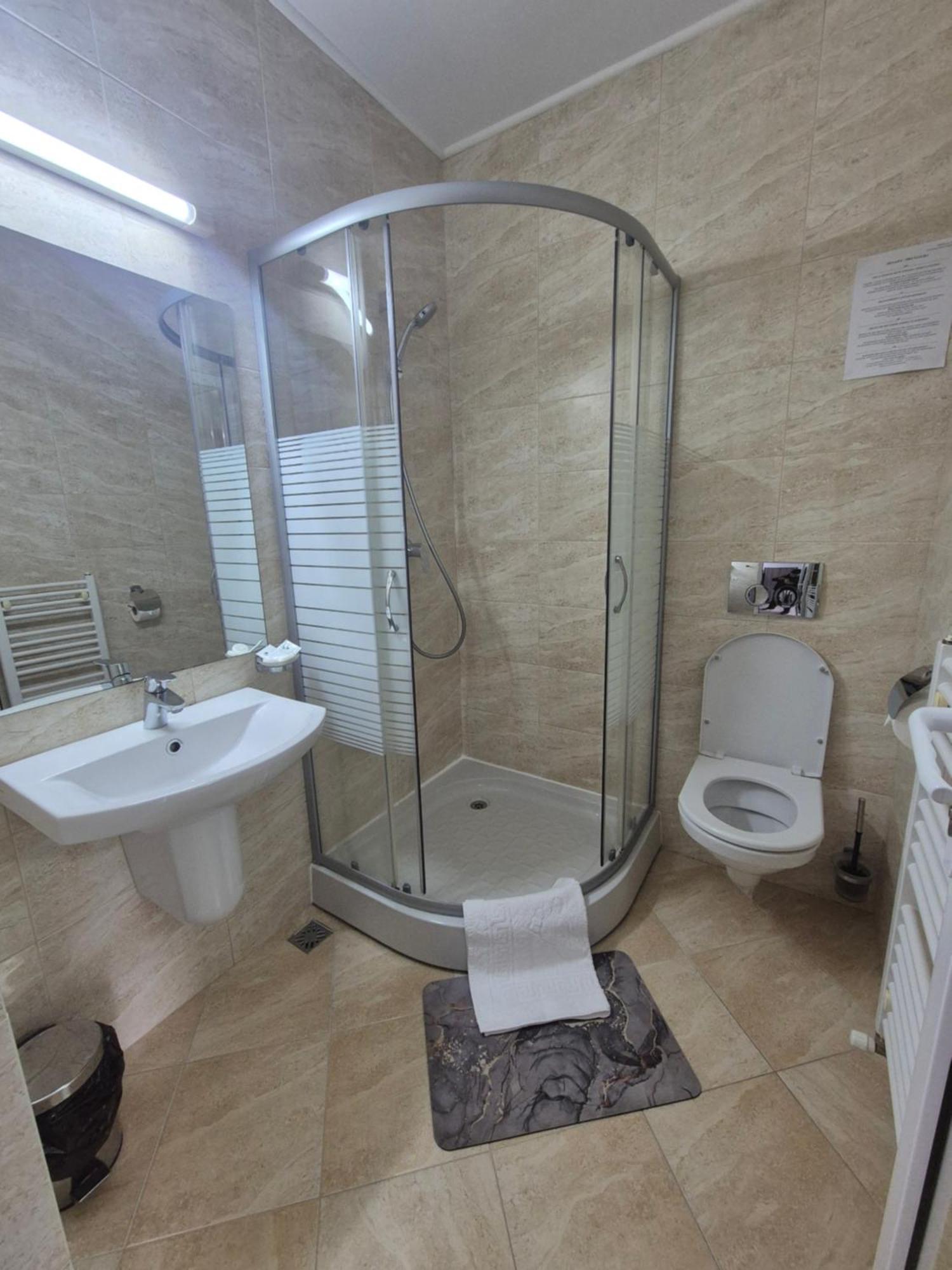 Ozon Guest house Ranca
